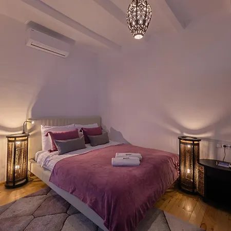 Butik Design Nadas فندق مبيت وإفطار 3*