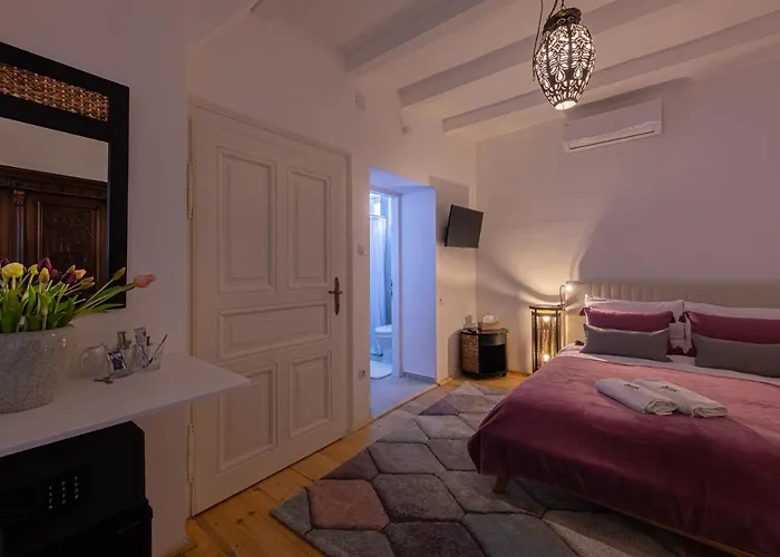 Butik Design Nadas فندق مبيت وإفطار 3*